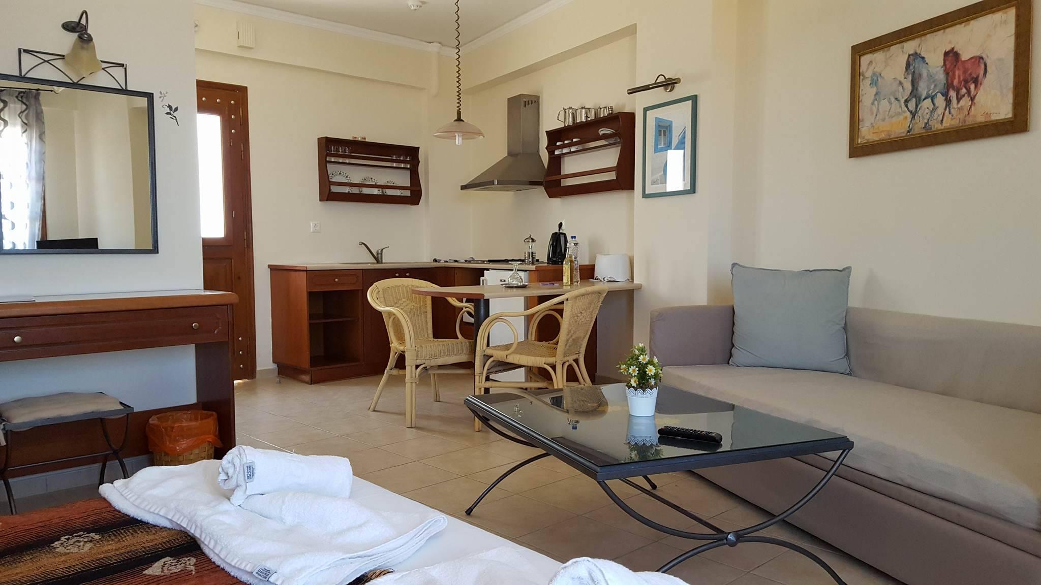 Amazones Village Suites Hersonissos  Exteriör bild
