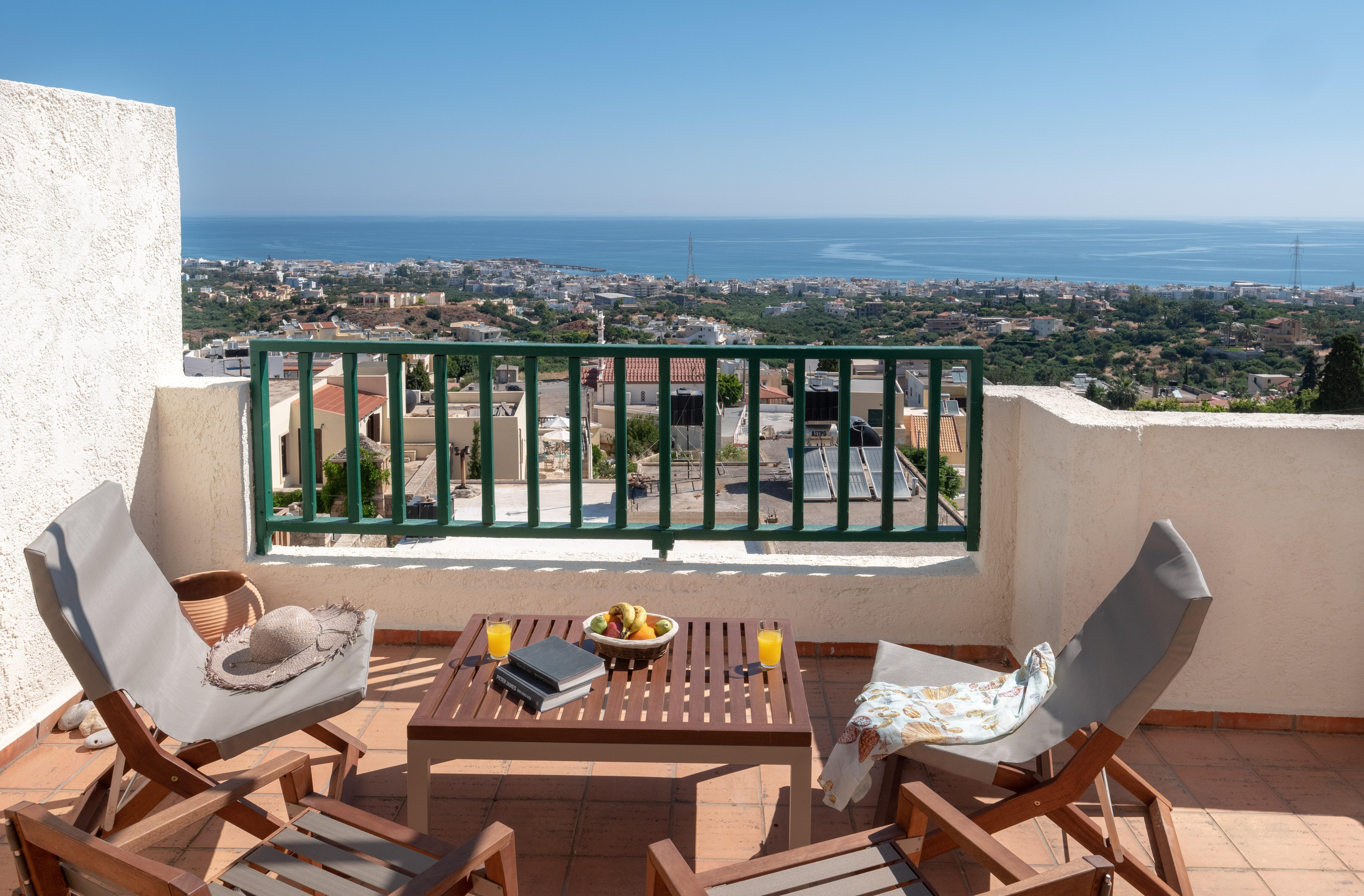 Amazones Village Suites Hersonissos  Exteriör bild