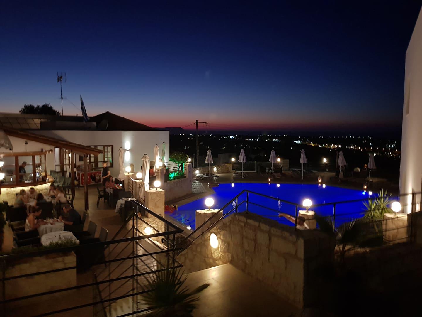 Amazones Village Suites Hersonissos  Exteriör bild