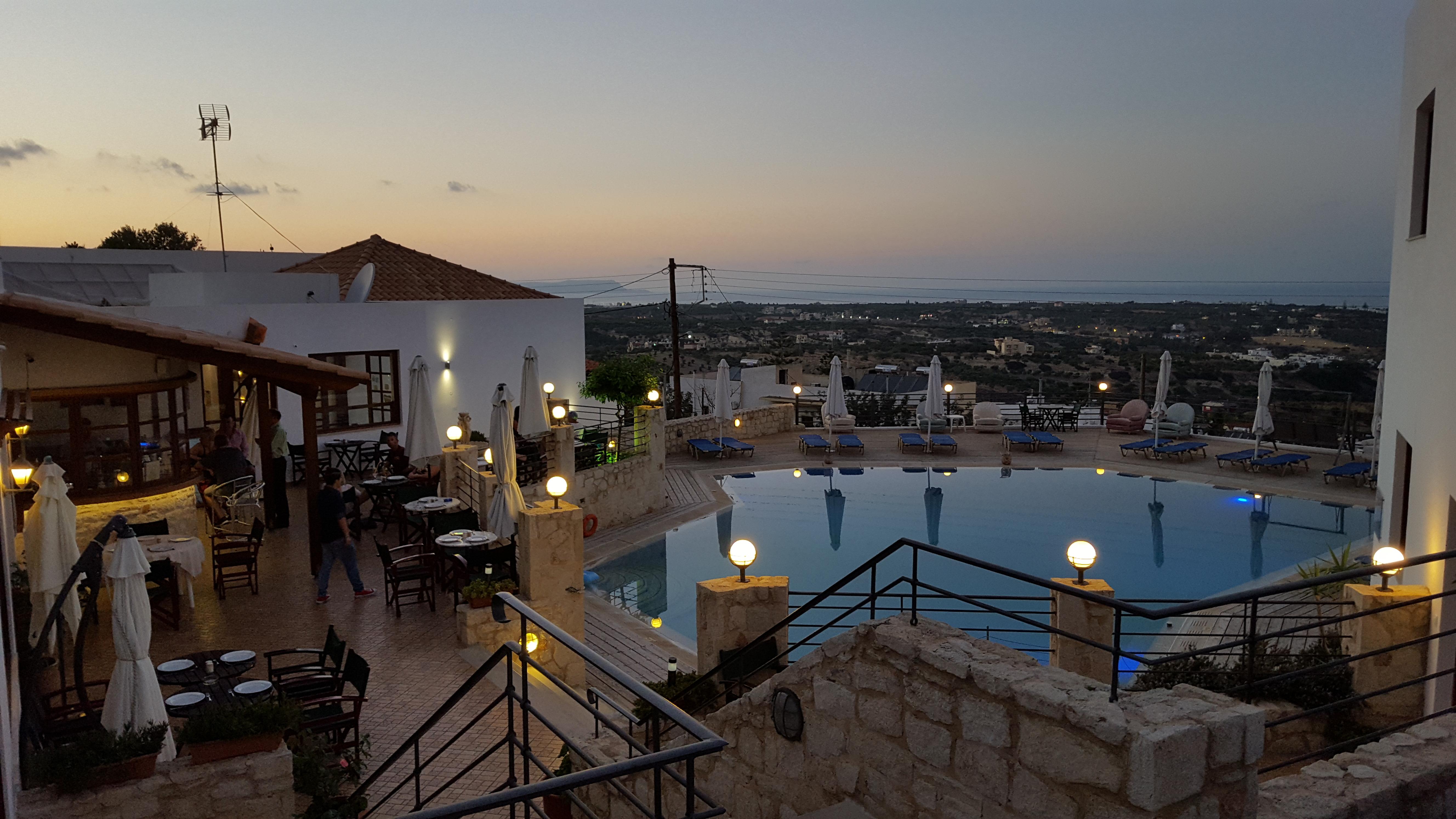 Amazones Village Suites Hersonissos  Exteriör bild